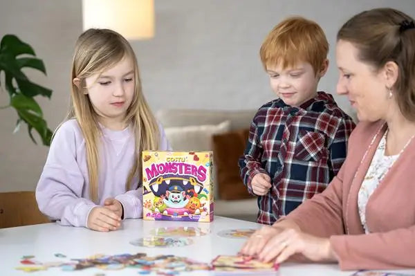 Costu'Monsters (en-fr) - AdventureBox | Jeux de Société